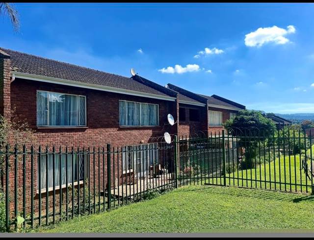 2 BEDROOM APARTMENT FOR SALE IN PELHAM